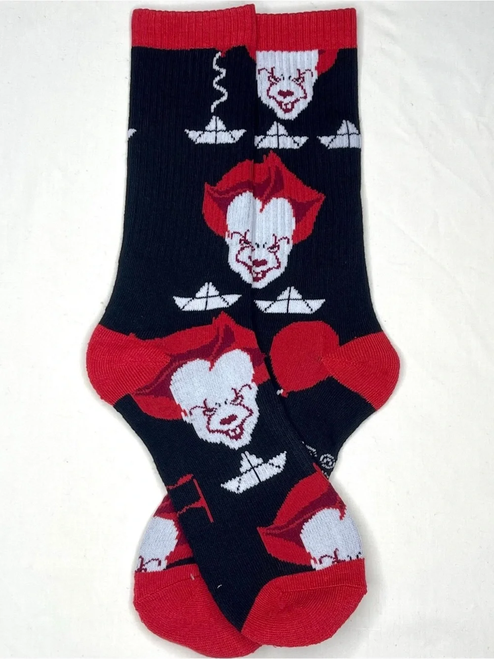 3 Pairs of IT Penneywise socks